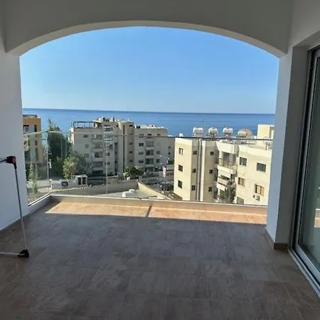 Ayios Tychonas Penthouse Διαμέρισμα