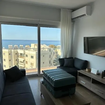 Ayios Tychonas Penthouse Λεμεσός